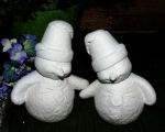Crackpot-Schneemann-Paar – je 12 cm hoch  - Schrühware
