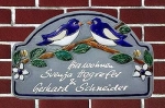 Keramik-Türschild – Taubenpaar – 21 x 13 cm – Schriftfeld blaugrau – Handarbeit