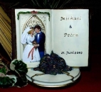 Buch zur Hochzeit - 15 cm hoch - Schrühware