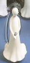 Skulptur – Frau – elegant – 18 cm hoch – Schrühware