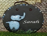 Töpfer-Türschild – Elefant – 8,5 x 7 cm – dunkelbraun – Handarbeit