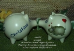 Sparschwein mit Stopfen – 10 x 8,5 x 8,5 cm - Nilpferdmotiv – fester Name: Christine