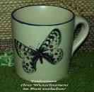 Keramik-Tasse  - Becher mit Wunschname – Motiv: 1 x Schmetterling 75 mm