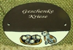 Keramik-Türschild – Katzemama mit Kindern – 15,5 x 10,5 cm - Schriftfeld braun – Handarbeit