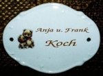 Porzellan-Türschild – Teddys – 11,2 x 8,5 cm – Text: max. 3 Zeilen mit 6, 6 und 8 Buchstaben – Handarbeit – Unikat
