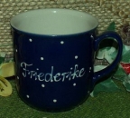 RKT - Namens-Tasse - Ein-Punkt-Blau – Friederike