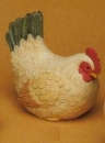 Henne - sitzend - 12,5 cm hoch - Schrühware