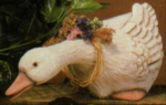 Gans – fressend – 25 cm lang – Schrühware